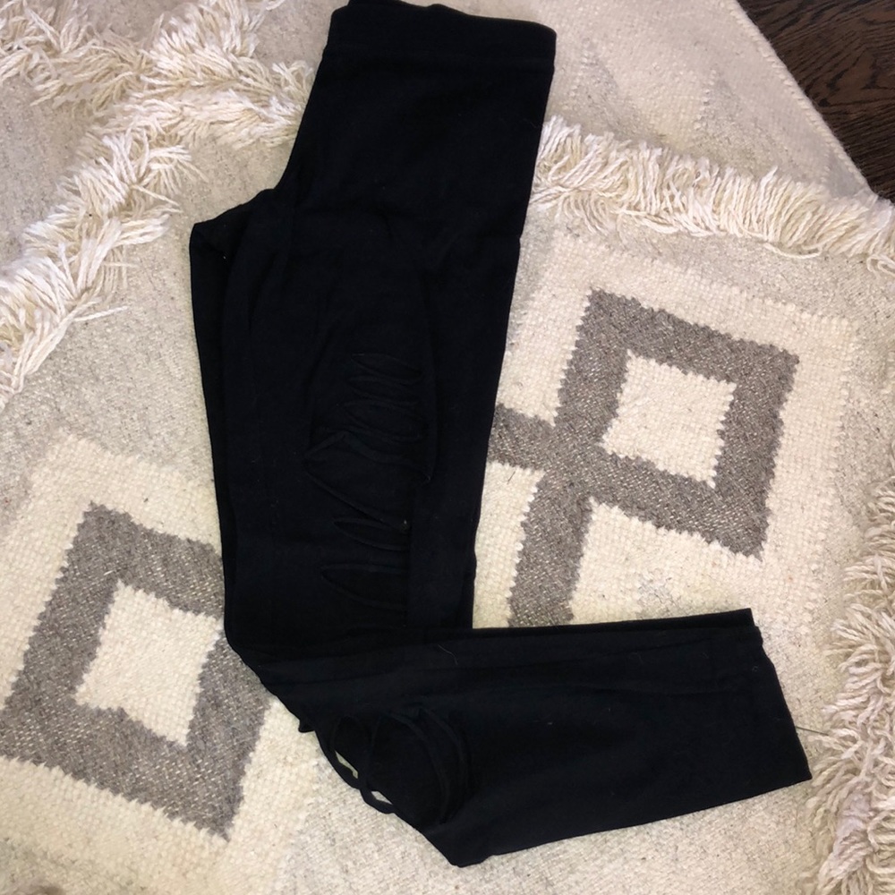 Express distressed legging